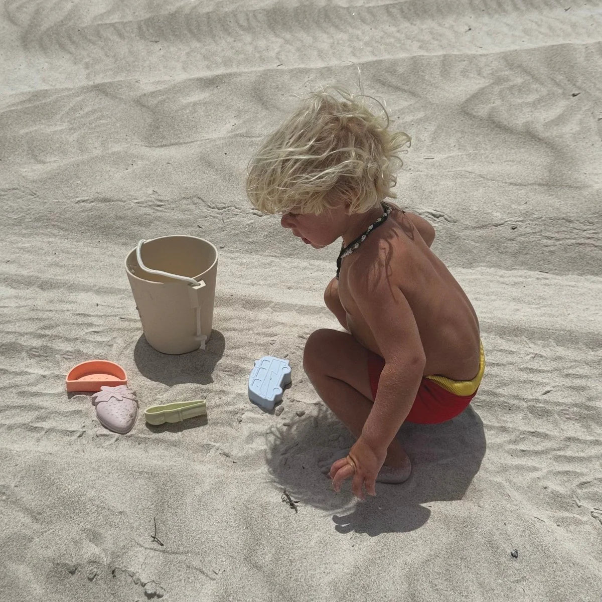 Sunnylife Silicone Bucket & Spade Set
